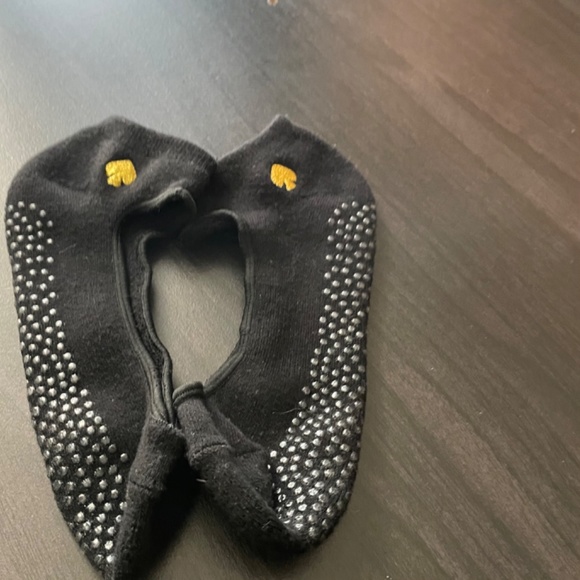 NWOT!!! Kate Spade grips socks - Picture 5 of 8